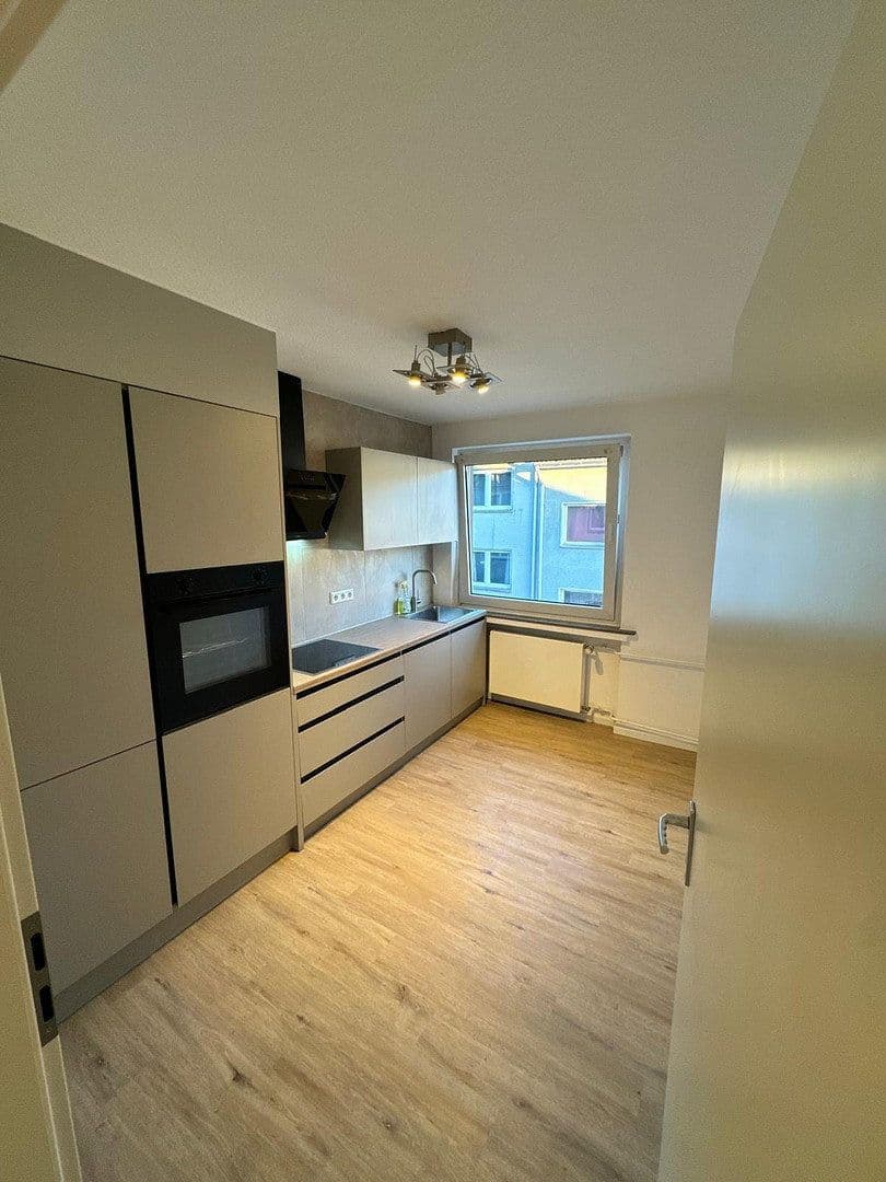 Prenájom bytu 1-izbový 27 m², Wuppertal, Severné Porýnie - Westfálsko Prenájom bytu 1-izbový 27 m², Wuppertal, Severné Porýnie - Westfálsko