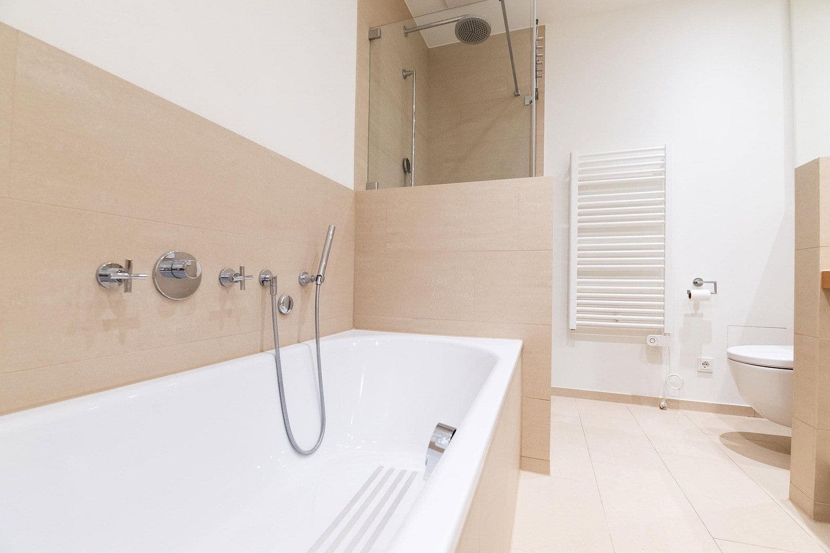 Predaj bytu 5-izbový 161 m², Alter Güterbahnhof 3c, Hamburg-Winterhude, Hamburg Predaj bytu 5-izbový 161 m², Alter Güterbahnhof 3c, Hamburg-Winterhude, Hamburg