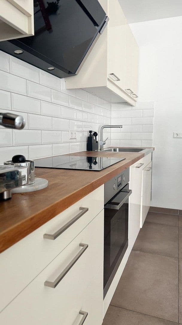 Predaj domu 145 m², pozemek 150 m², Mannheim, Bádensko-Wurttembersko Predaj domu 145 m², pozemek 150 m², Mannheim, Bádensko-Wurttembersko