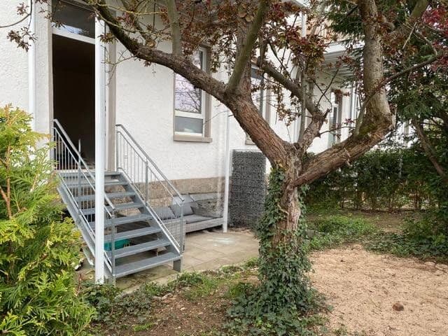 Prenájom bytu 4-izbový 125 m², Würzburg, Bavorsko Prenájom bytu 4-izbový 125 m², Würzburg, Bavorsko