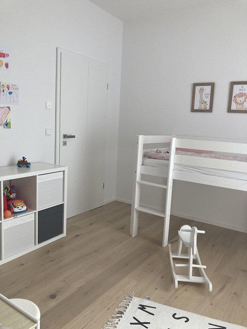 Predaj domu 155 m², pozemek 497 m², Berlin, Berlín Predaj domu 155 m², pozemek 497 m², Berlin, Berlín