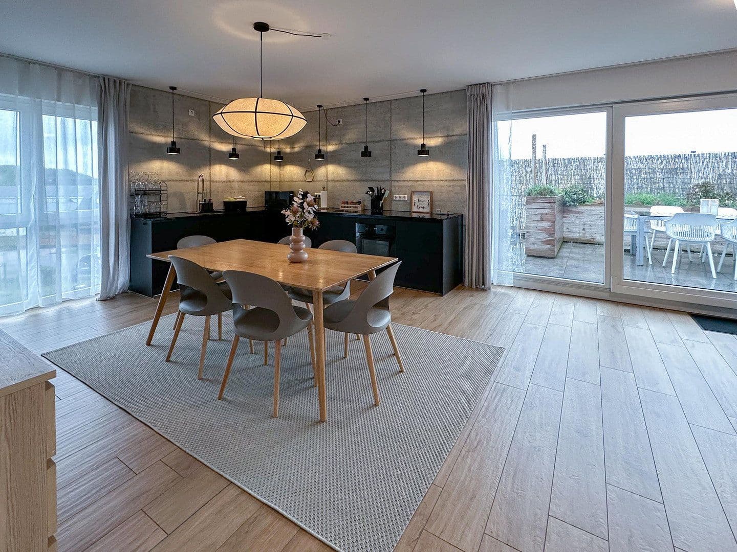 Predaj bytu 3-izbový 114 m², Wolfsburg, Dolné Sasko Predaj bytu 3-izbový 114 m², Wolfsburg, Dolné Sasko