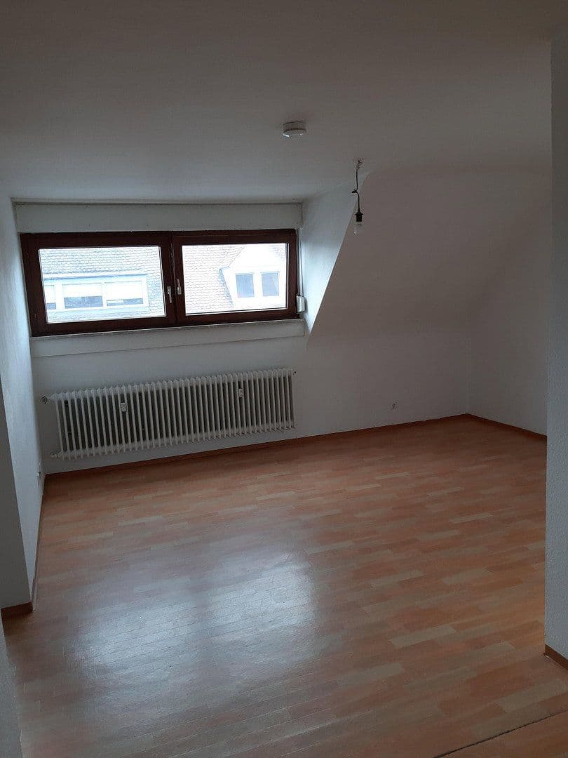Prenájom bytu 1-izbový 44 m², Karlsruhe, Bádensko-Wurttembersko Prenájom bytu 1-izbový 44 m², Karlsruhe, Bádensko-Wurttembersko