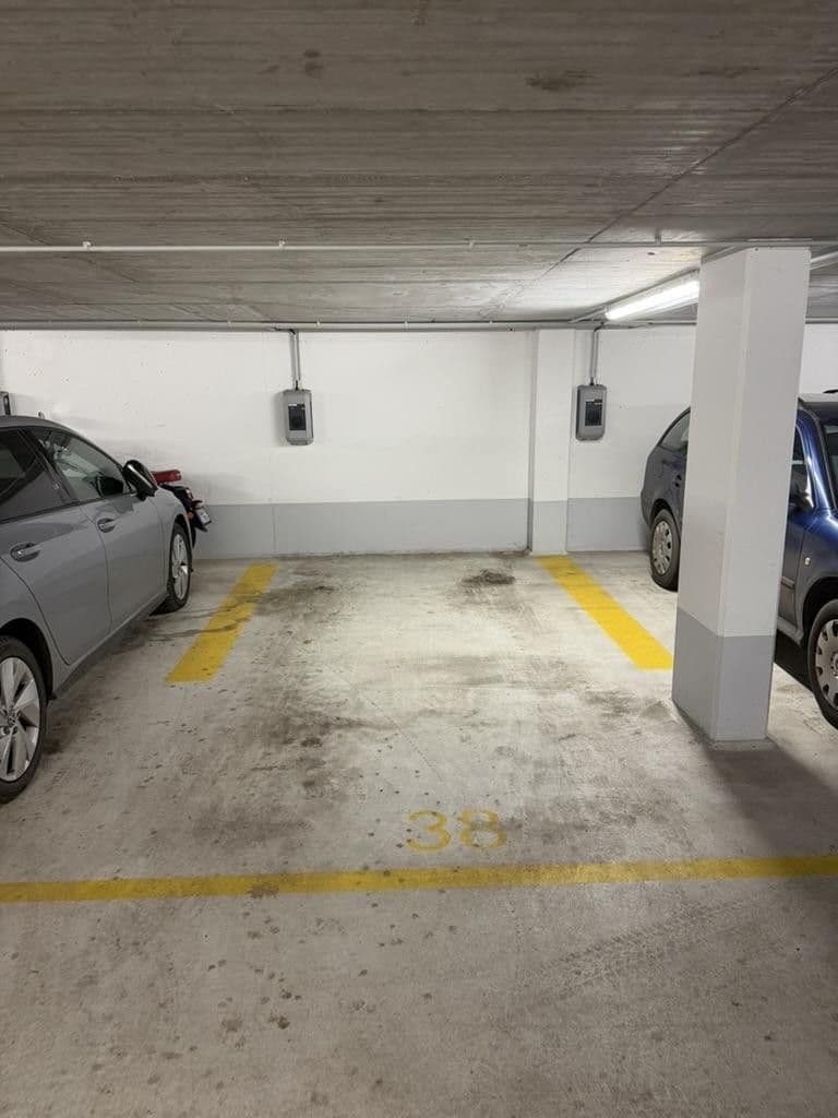 Predaj bytu 3-izbový 110 m², Harzer Straße 109, Berlin, Berlín Predaj bytu 3-izbový 110 m², Harzer Straße 109, Berlin, Berlín