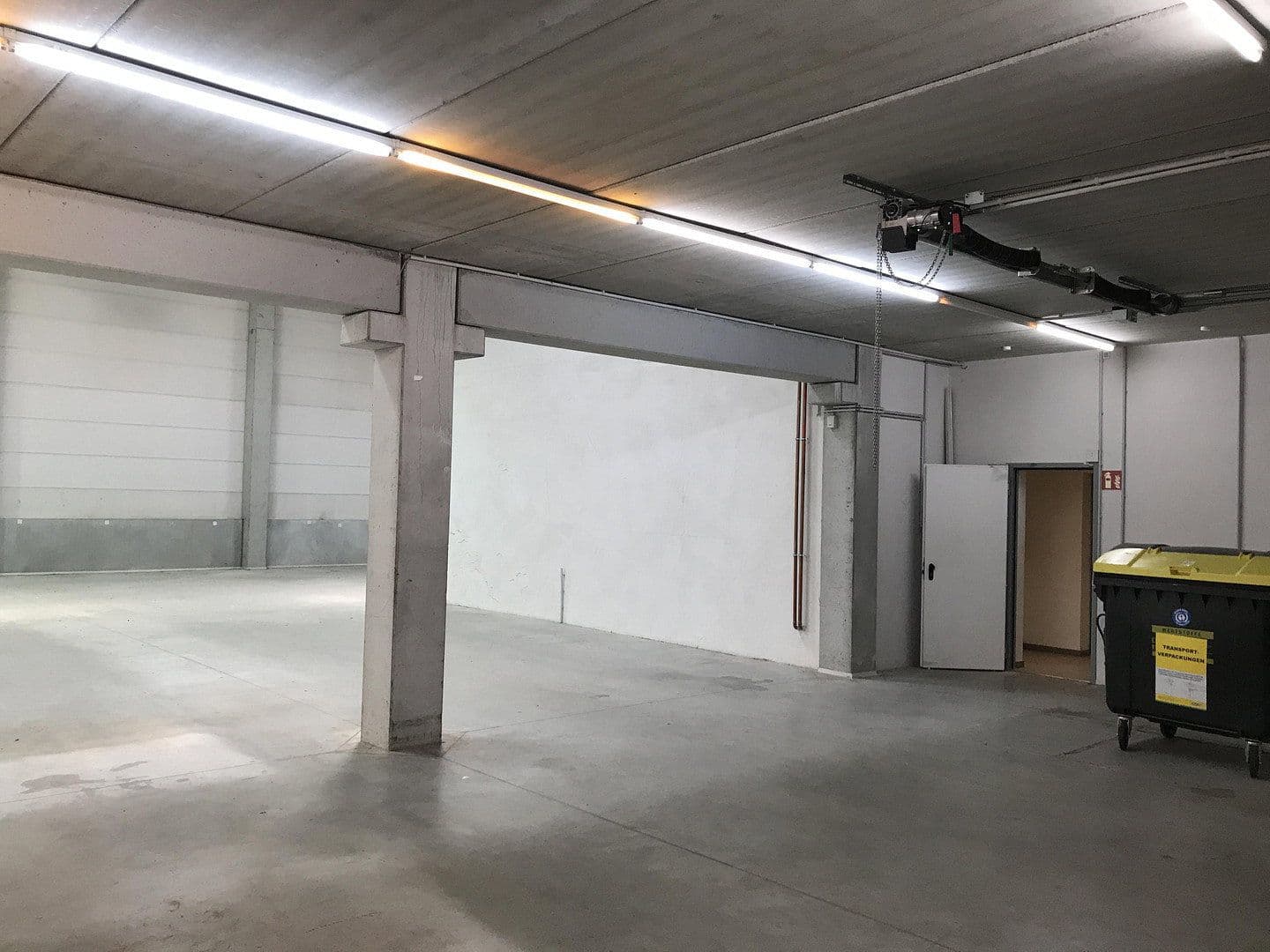 Prenájom nebytového priestoru 640 m², Hamburg, Hamburg Prenájom nebytového priestoru 640 m², Hamburg, Hamburg