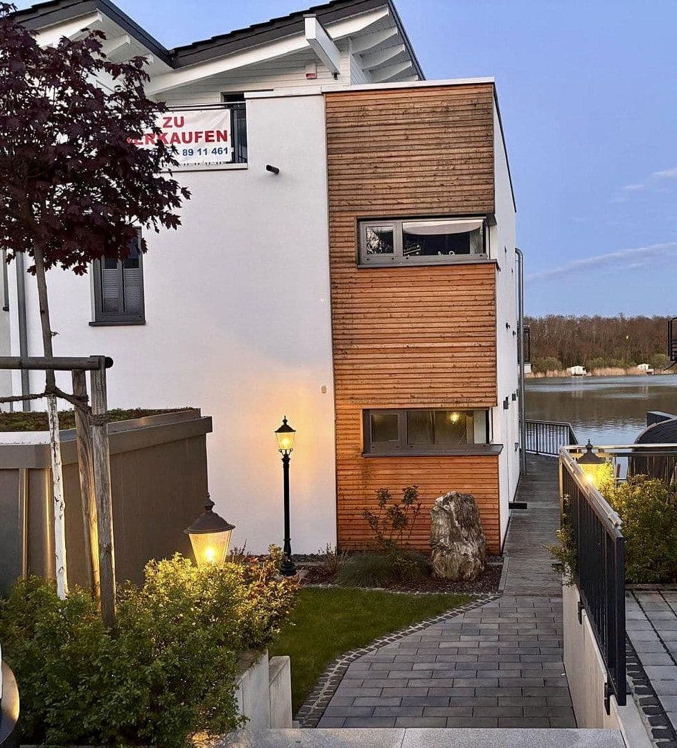 Predaj domu 153 m², pozemek 337 m², An der Lagune 123, Neukieritzsch, Sasko Predaj domu 153 m², pozemek 337 m², An der Lagune 123, Neukieritzsch, Sasko