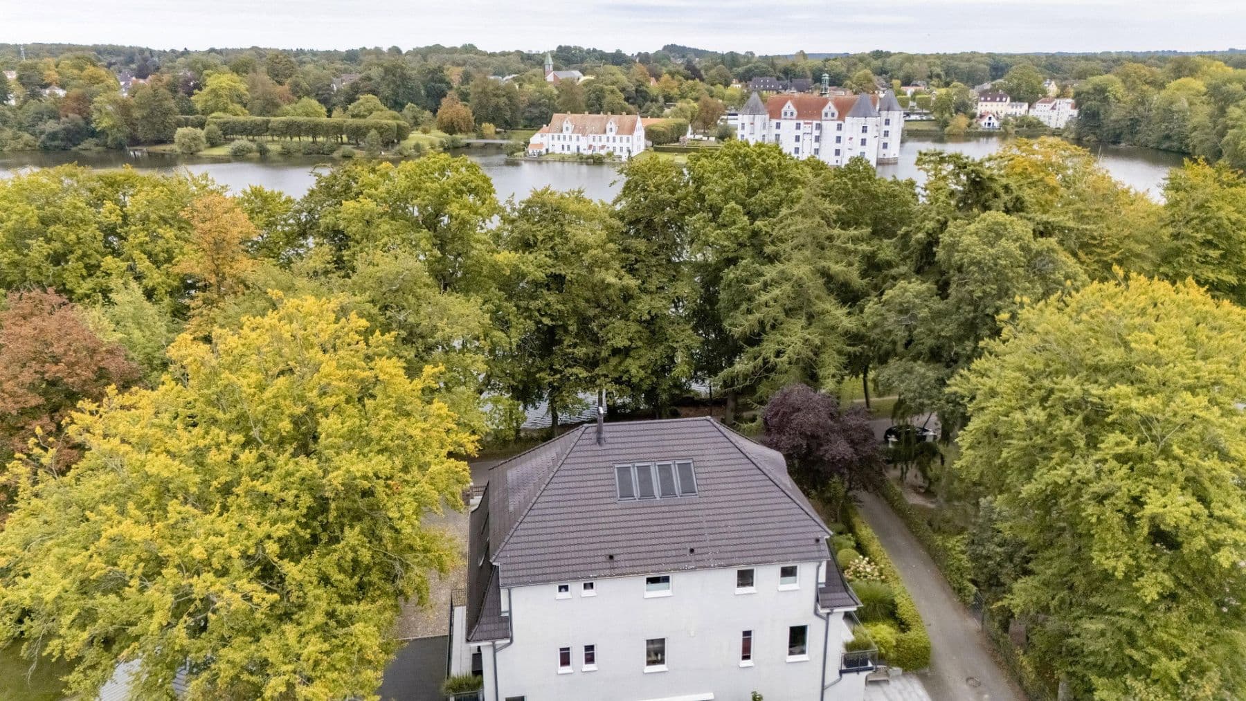 Prenájom bytu 3-izbový 110 m², Wilhelminenstr. 14, Glücksburg, Šlezvicko-Holštajnsko Prenájom bytu 3-izbový 110 m², Wilhelminenstr. 14, Glücksburg, Šlezvicko-Holštajnsko