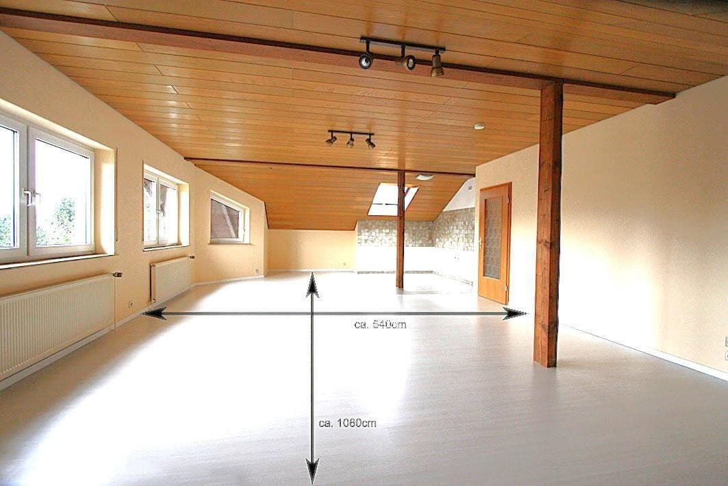 Prenájom bytu 3-izbový 98 m², Hünstetten, Hesensko Prenájom bytu 3-izbový 98 m², Hünstetten, Hesensko