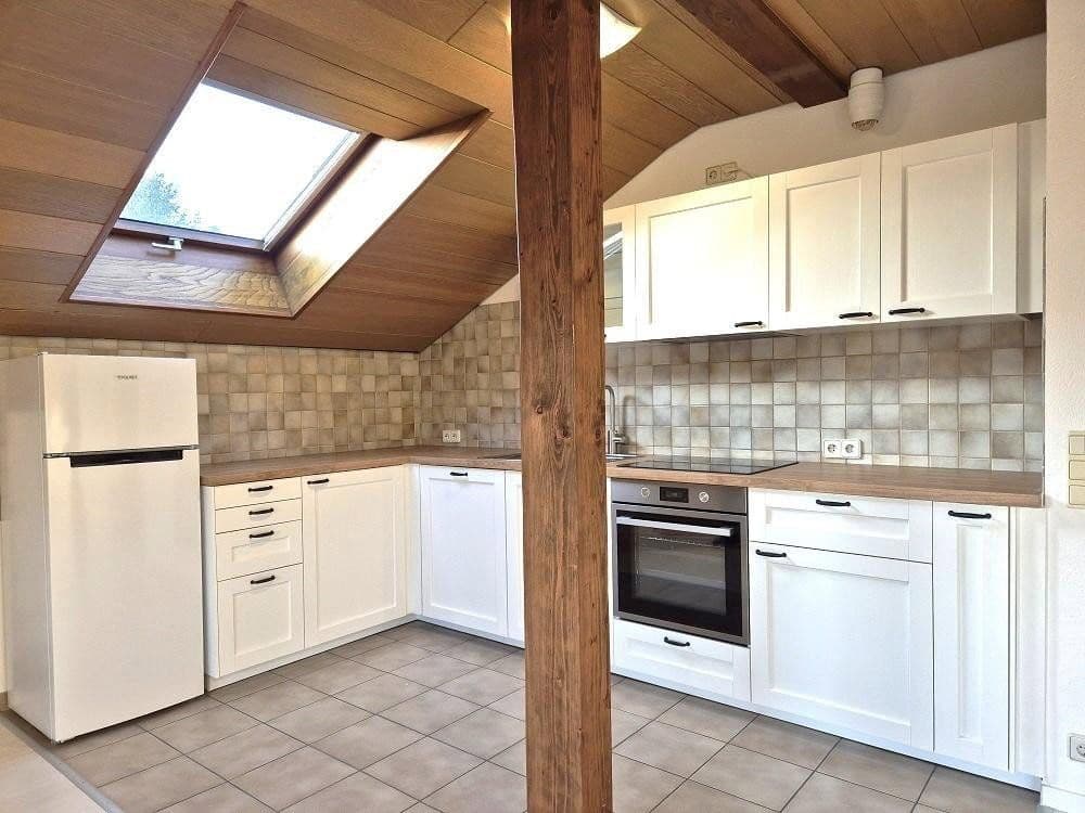 Prenájom bytu 3-izbový 98 m², Hünstetten, Hesensko Prenájom bytu 3-izbový 98 m², Hünstetten, Hesensko