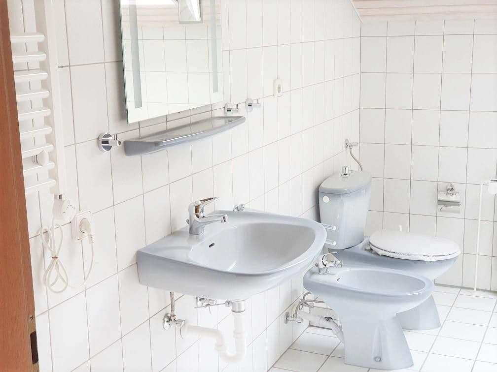 Prenájom bytu 3-izbový 98 m², Hünstetten, Hesensko Prenájom bytu 3-izbový 98 m², Hünstetten, Hesensko