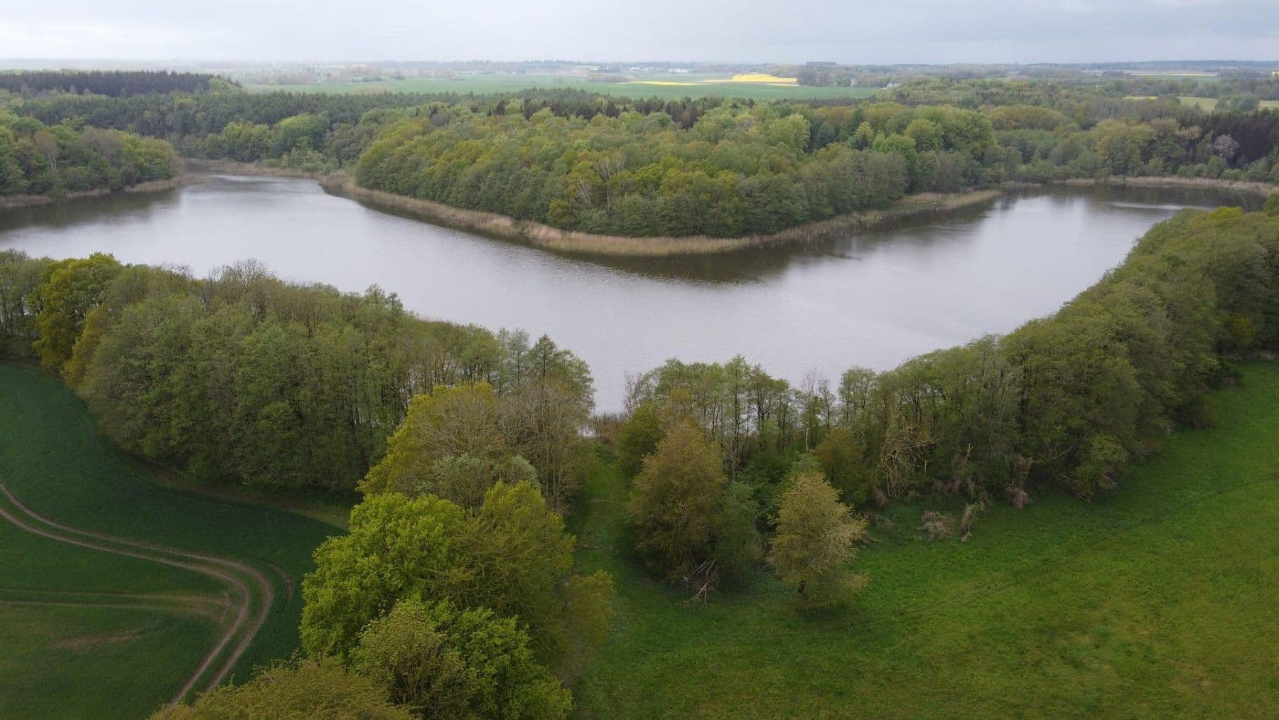 Predaj domu 220 m², pozemek 2.235 m², Garz, Meklenbursko-Predpomoransko Predaj domu 220 m², pozemek 2.235 m², Garz, Meklenbursko-Predpomoransko