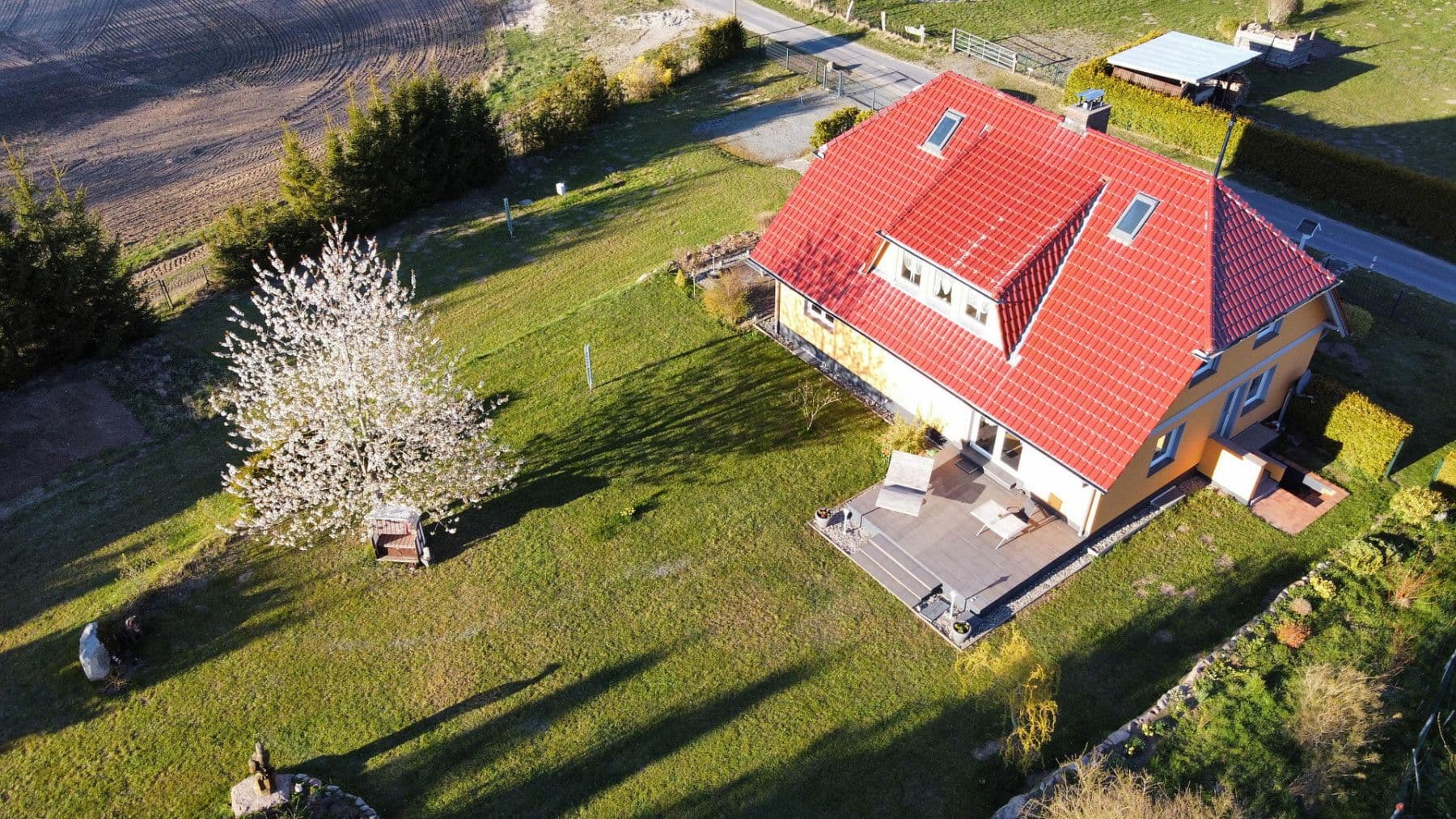 Predaj domu 220 m², pozemek 2.235 m², Garz, Meklenbursko-Predpomoransko Predaj domu 220 m², pozemek 2.235 m², Garz, Meklenbursko-Predpomoransko