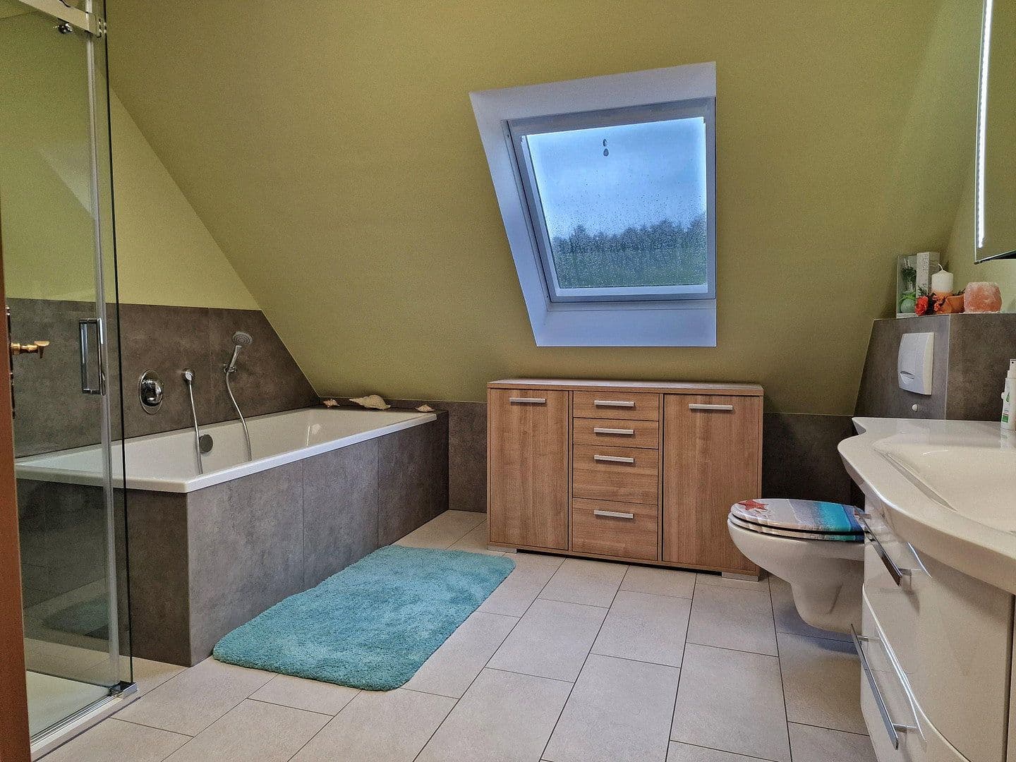 Predaj domu 220 m², pozemek 2.235 m², Garz, Meklenbursko-Predpomoransko Predaj domu 220 m², pozemek 2.235 m², Garz, Meklenbursko-Predpomoransko