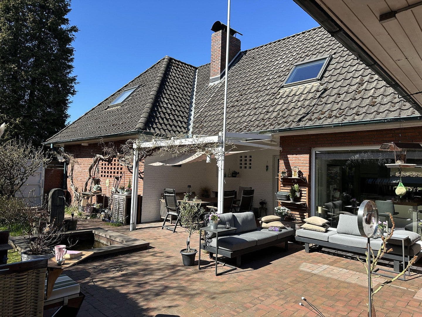 Predaj domu 300 m², pozemek 984 m², Bad Zwischenahn, Dolné Sasko Predaj domu 300 m², pozemek 984 m², Bad Zwischenahn, Dolné Sasko