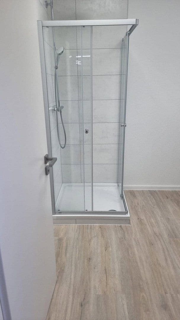 Predaj nebytového priestoru 2.800 m², Bauhofstr. 24, Lampertheim, Hesensko Predaj nebytového priestoru 2.800 m², Bauhofstr. 24, Lampertheim, Hesensko