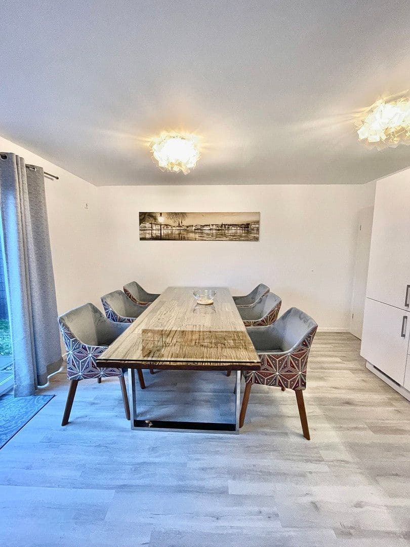 Prenájom domu 132 m², pozemek 280 m², Am Wiesengrunde 1a, Norderstedt, Šlezvicko-Holštajnsko Prenájom domu 132 m², pozemek 280 m², Am Wiesengrunde 1a, Norderstedt, Šlezvicko-Holštajnsko