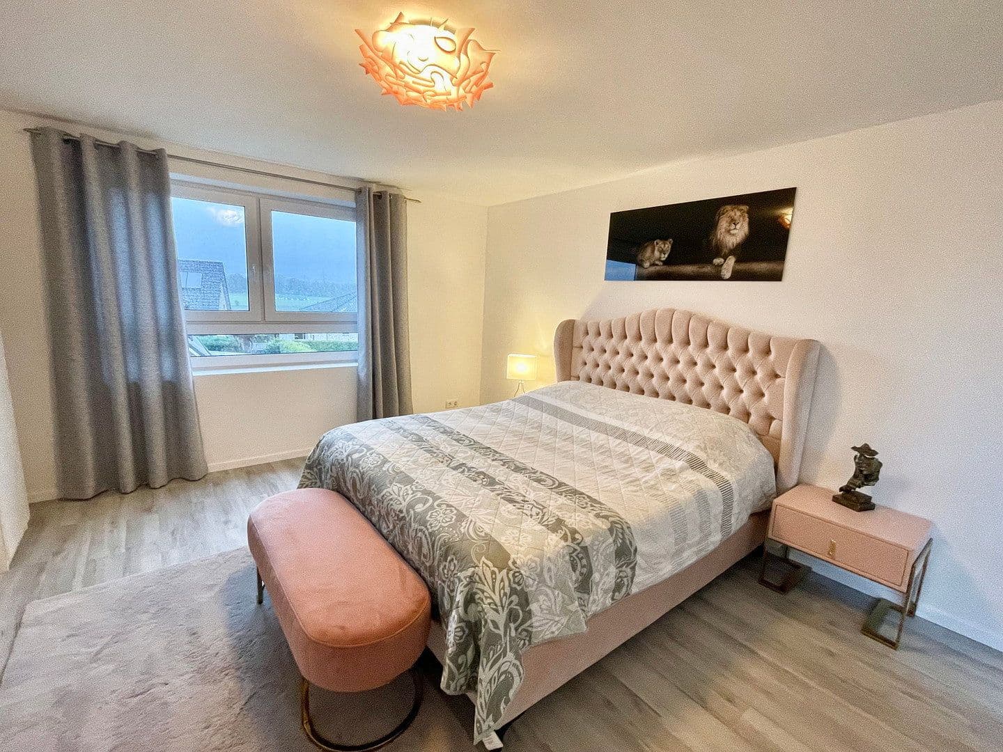 Prenájom domu 132 m², pozemek 280 m², Am Wiesengrunde 1a, Norderstedt, Šlezvicko-Holštajnsko Prenájom domu 132 m², pozemek 280 m², Am Wiesengrunde 1a, Norderstedt, Šlezvicko-Holštajnsko