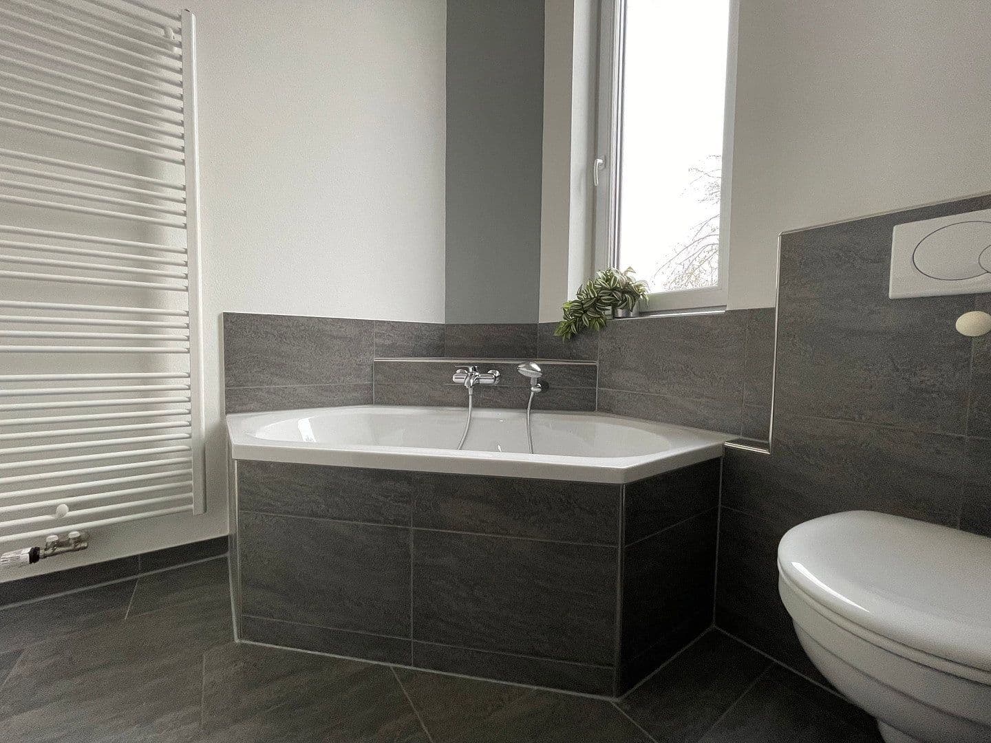 Prenájom domu 152 m², pozemek 374 m², Kirchstr. 10 c, Landsberied, Bavorsko Prenájom domu 152 m², pozemek 374 m², Kirchstr. 10 c, Landsberied, Bavorsko