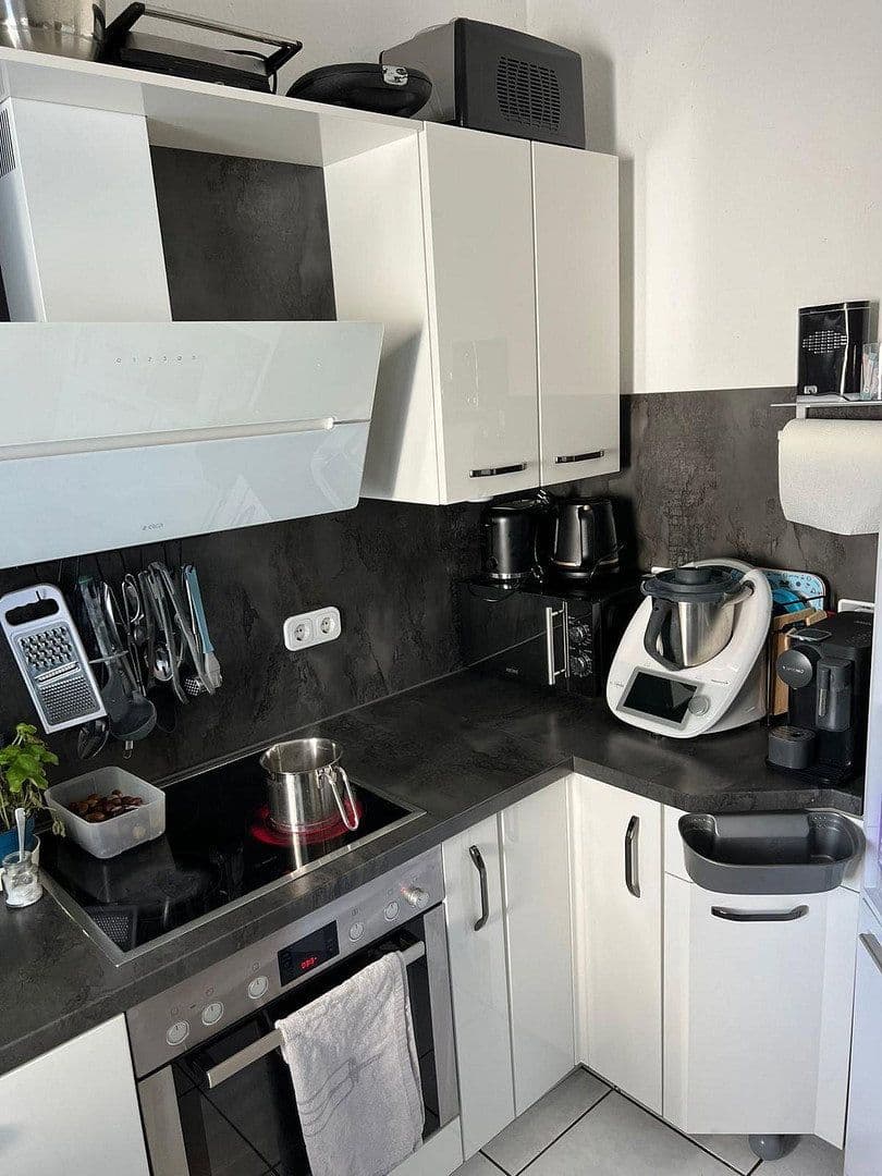 Prenájom bytu 3-izbový 90 m², Bammental, Bádensko-Wurttembersko Prenájom bytu 3-izbový 90 m², Bammental, Bádensko-Wurttembersko