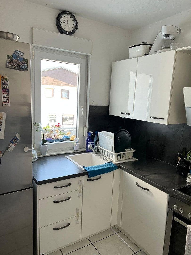 Prenájom bytu 3-izbový 90 m², Bammental, Bádensko-Wurttembersko Prenájom bytu 3-izbový 90 m², Bammental, Bádensko-Wurttembersko