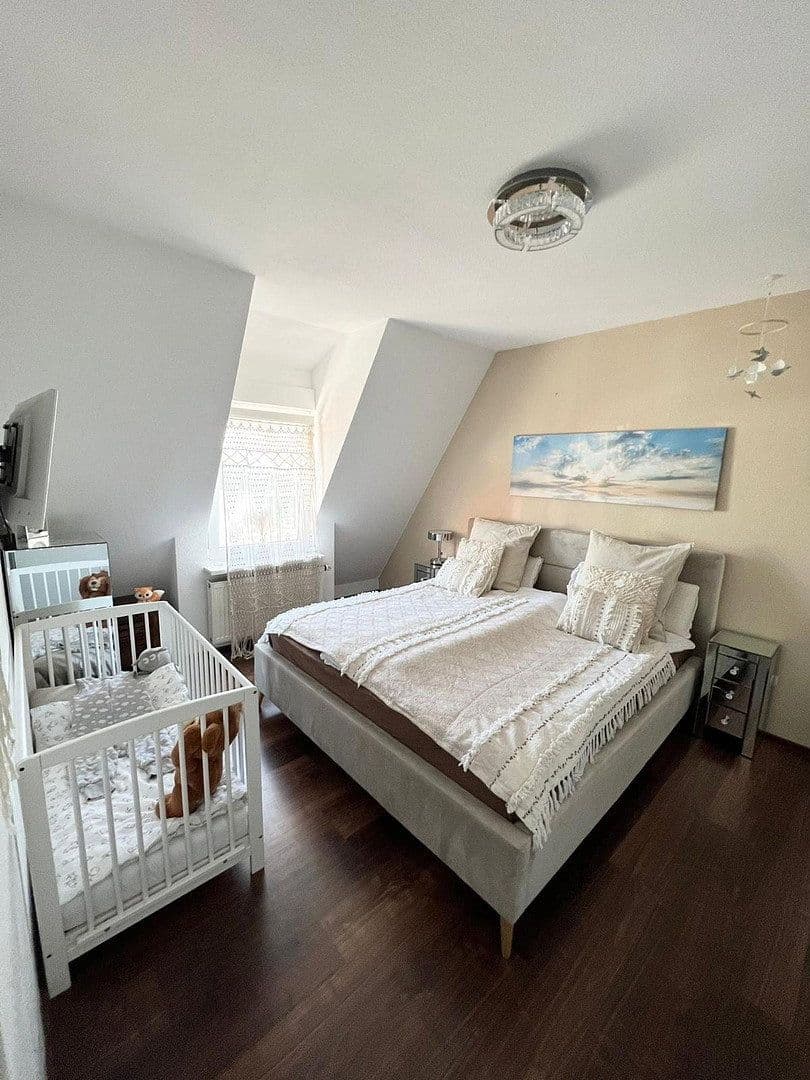 Prenájom bytu 3-izbový 90 m², Bammental, Bádensko-Wurttembersko Prenájom bytu 3-izbový 90 m², Bammental, Bádensko-Wurttembersko