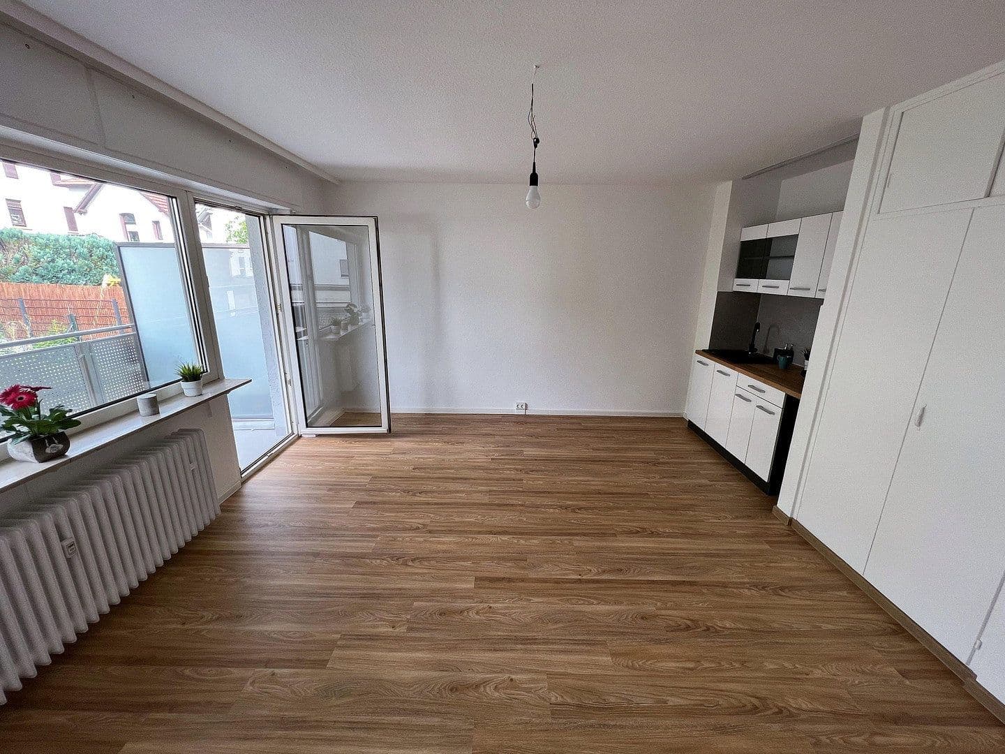 Prenájom bytu 1-izbový 32 m², Oberursel (Taunus), Hesensko Prenájom bytu 1-izbový 32 m², Oberursel (Taunus), Hesensko