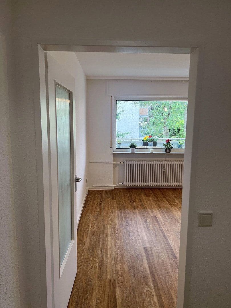 Prenájom bytu 1-izbový 32 m², Oberursel (Taunus), Hesensko Prenájom bytu 1-izbový 32 m², Oberursel (Taunus), Hesensko