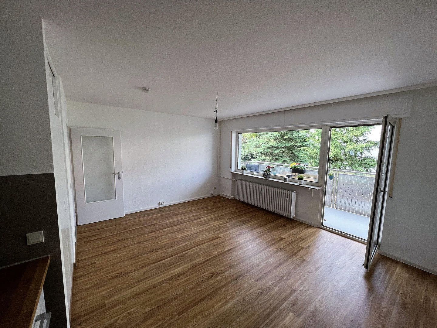 Prenájom bytu 1-izbový 32 m², Oberursel (Taunus), Hesensko Prenájom bytu 1-izbový 32 m², Oberursel (Taunus), Hesensko