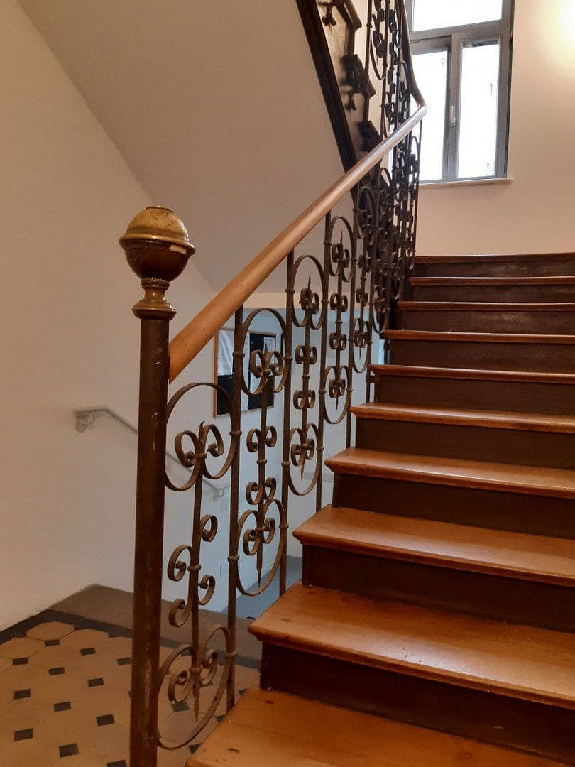 Prenájom bytu 2-izbový 74 m², München, Bavorsko Prenájom bytu 2-izbový 74 m², München, Bavorsko