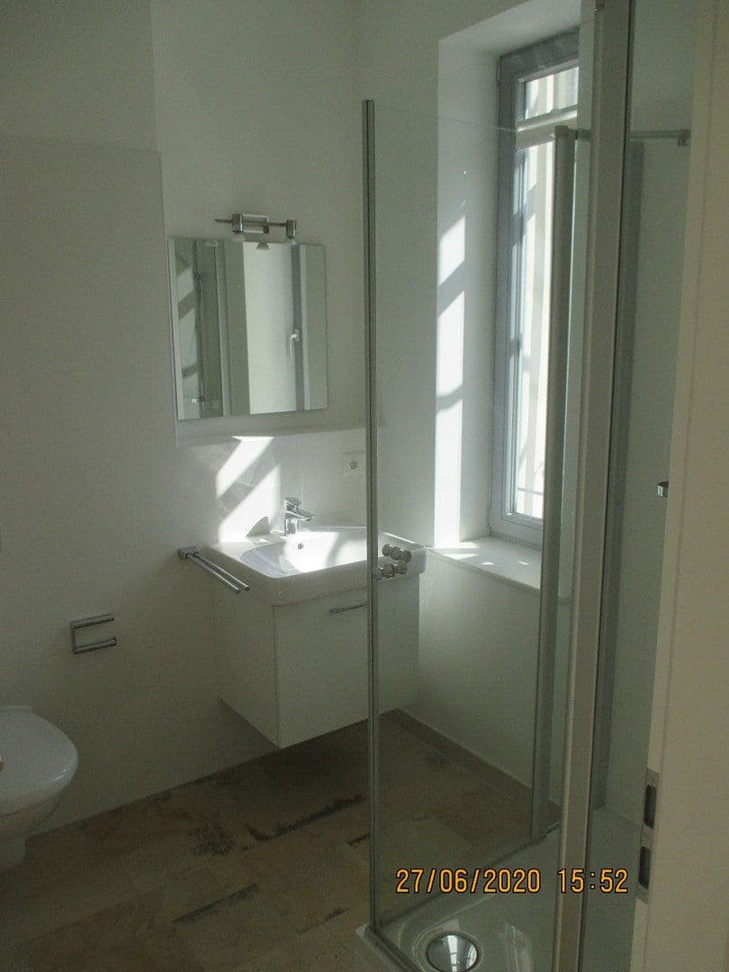 Prenájom bytu 2-izbový 74 m², München, Bavorsko Prenájom bytu 2-izbový 74 m², München, Bavorsko