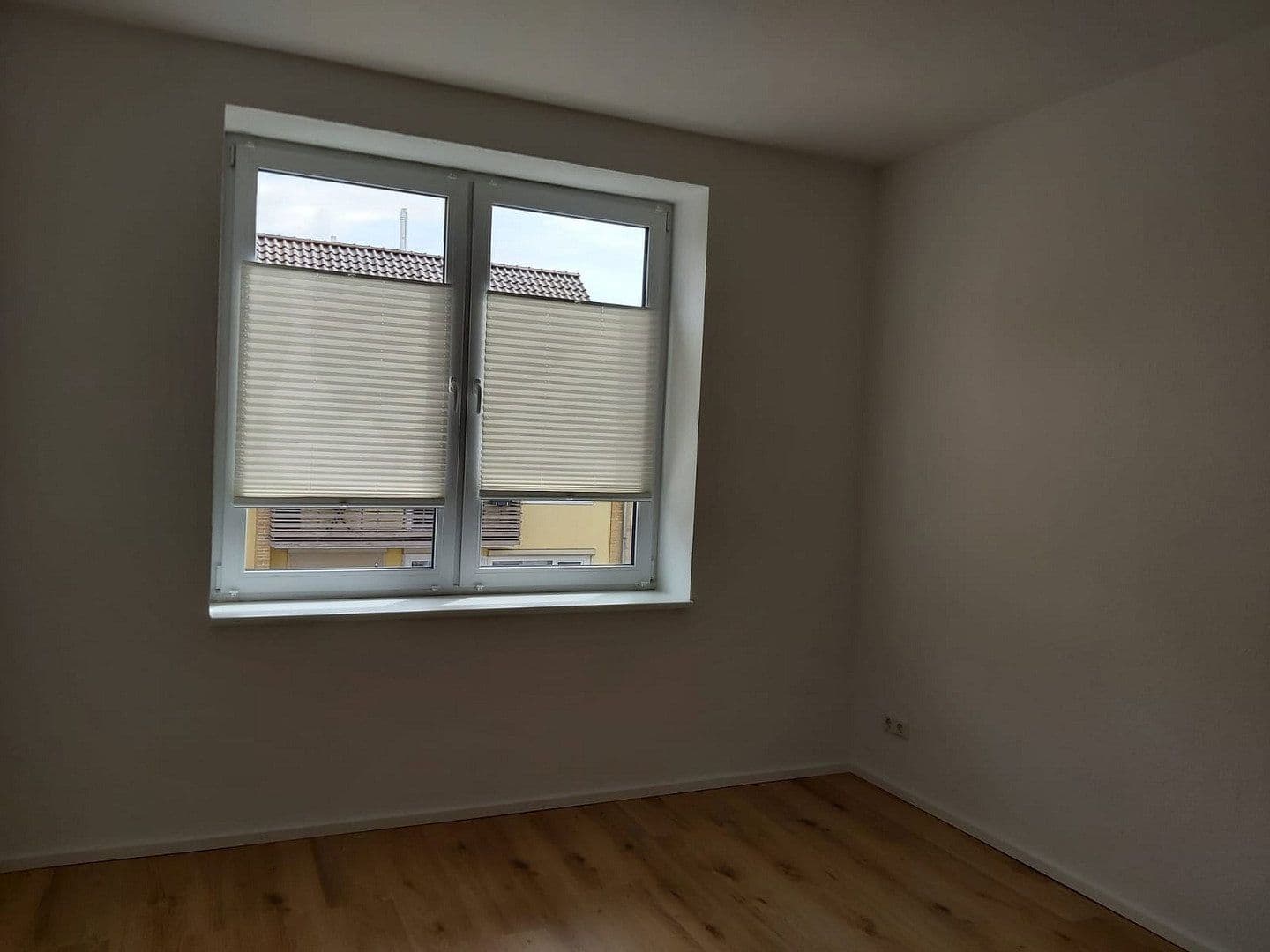 Prenájom bytu 2-izbový 86 m², Lehrte, Dolné Sasko Prenájom bytu 2-izbový 86 m², Lehrte, Dolné Sasko