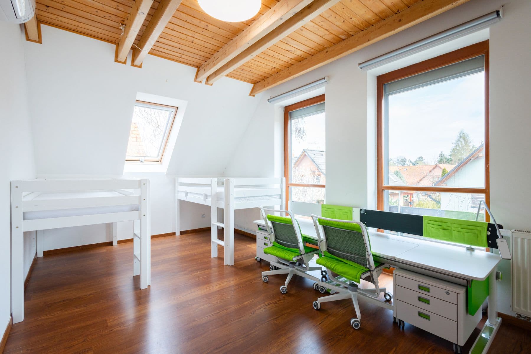 Predaj domu 161 m², pozemek 384 m², Kriketová, Říčany, Středočeský kraj Predaj domu 161 m², pozemek 384 m², Kriketová, Říčany, Středočeský kraj