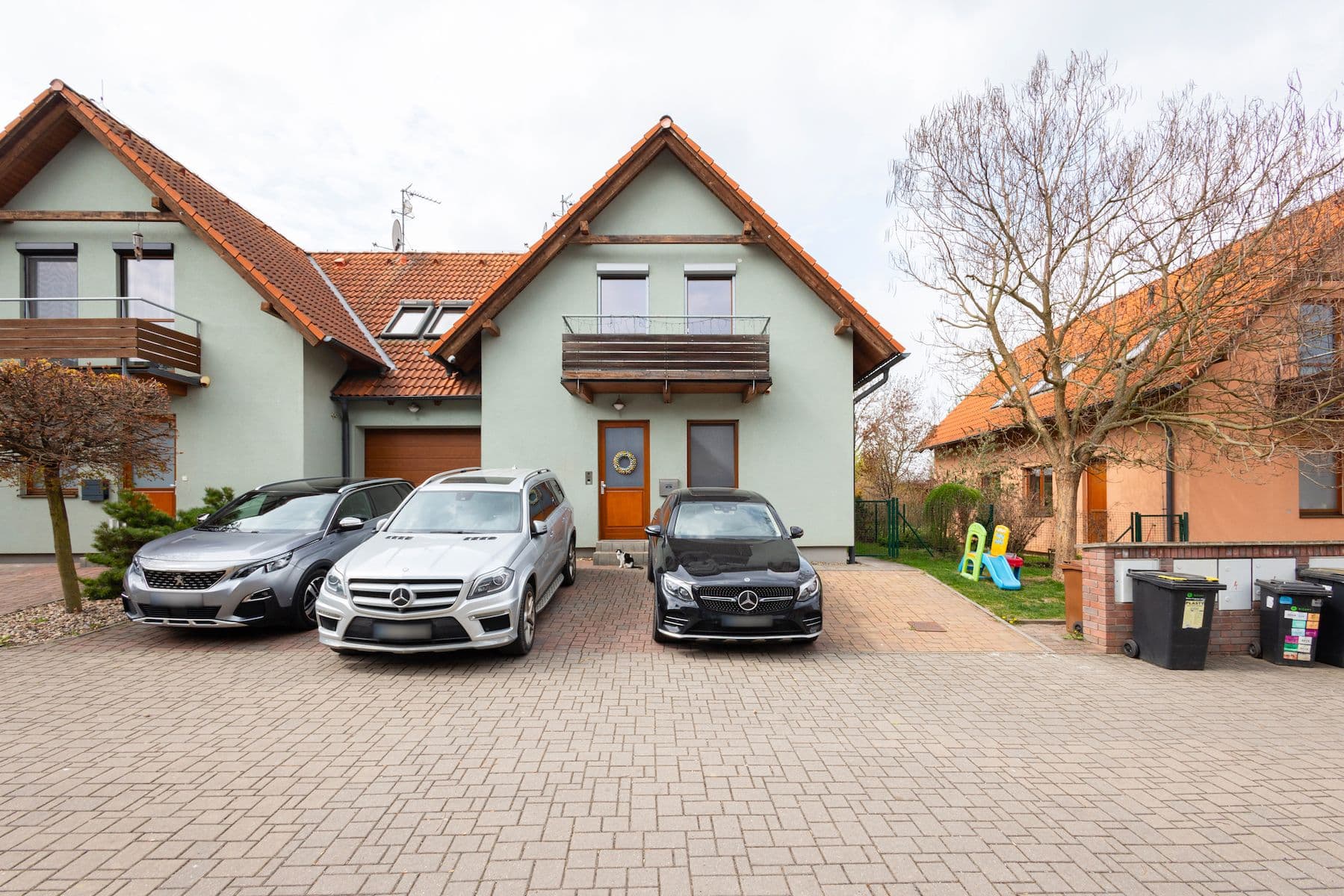 Predaj domu 161 m², pozemek 384 m², Kriketová, Říčany, Středočeský kraj Predaj domu 161 m², pozemek 384 m², Kriketová, Říčany, Středočeský kraj