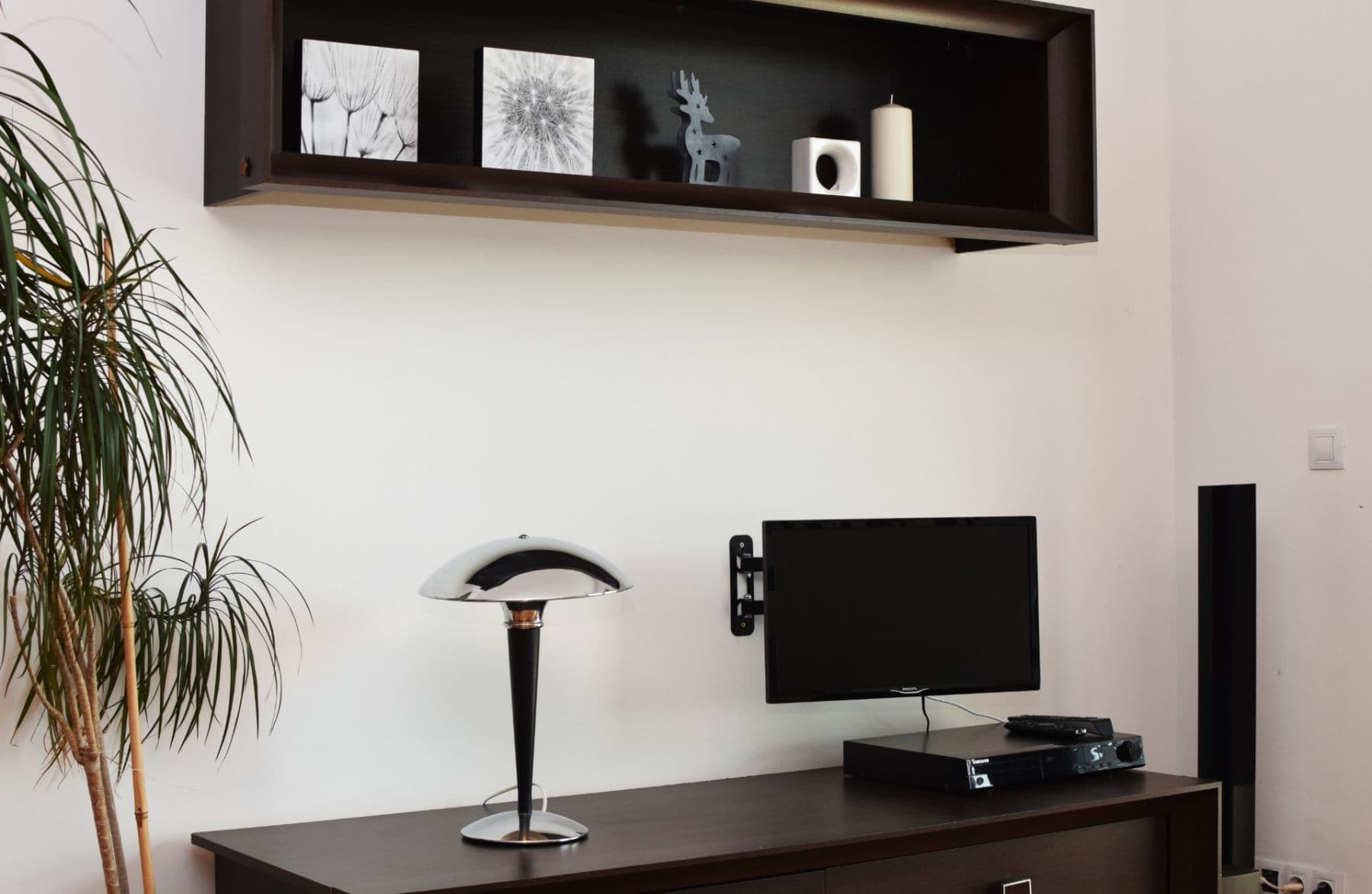 Prenájom bytu 2-izbový 65 m², U Uranie, Praha, Praha Prenájom bytu 2-izbový 65 m², U Uranie, Praha, Praha