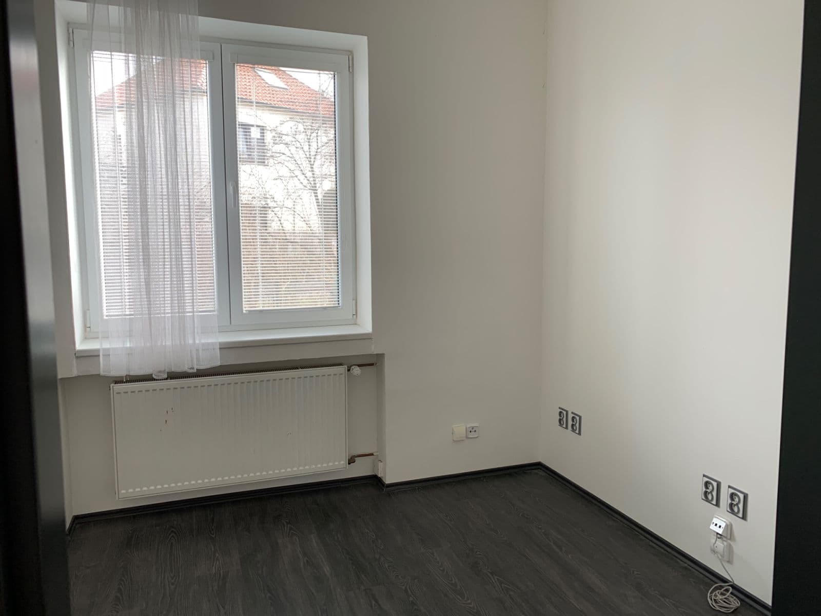 Prenájom bytu 2-izbový 40 m², Chrpová, Praha, Praha Prenájom bytu 2-izbový 40 m², Chrpová, Praha, Praha