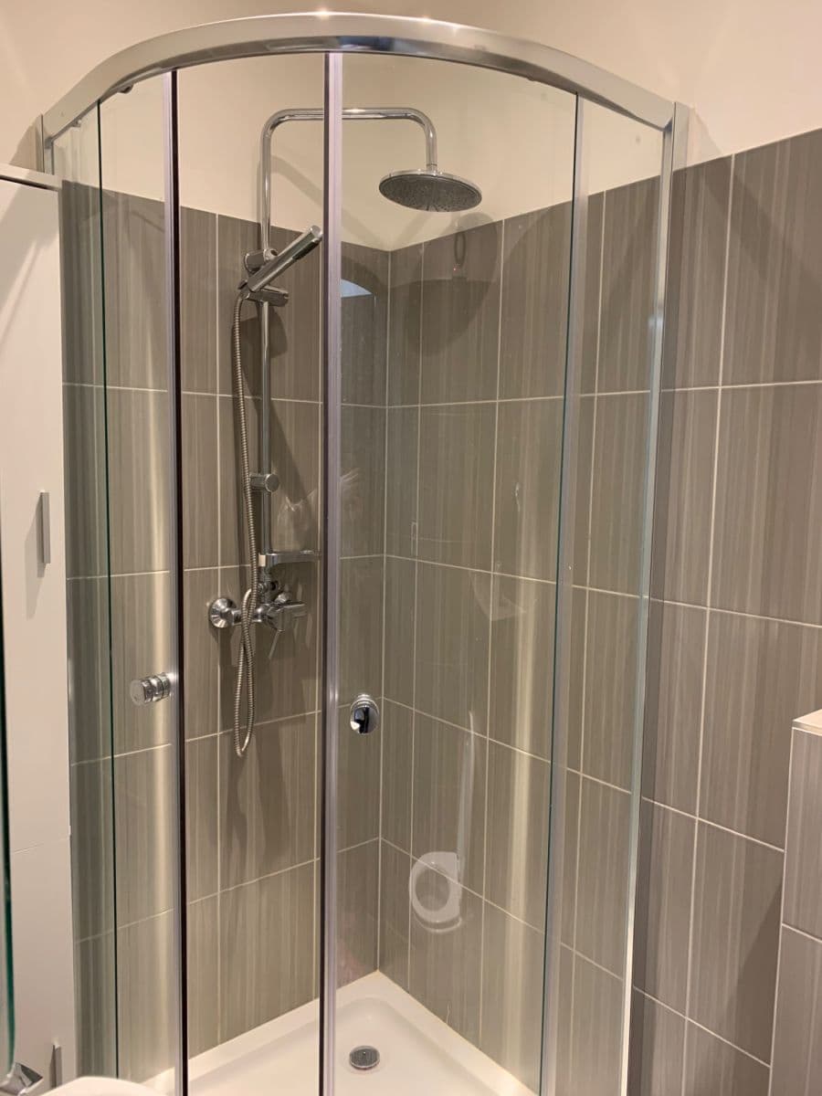 Prenájom bytu 2-izbový 40 m², Chrpová, Praha, Praha Prenájom bytu 2-izbový 40 m², Chrpová, Praha, Praha