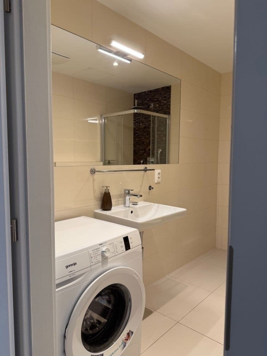 Predaj bytu 2-izbový 60 m², Štěpánská, Praha, Praha Predaj bytu 2-izbový 60 m², Štěpánská, Praha, Praha