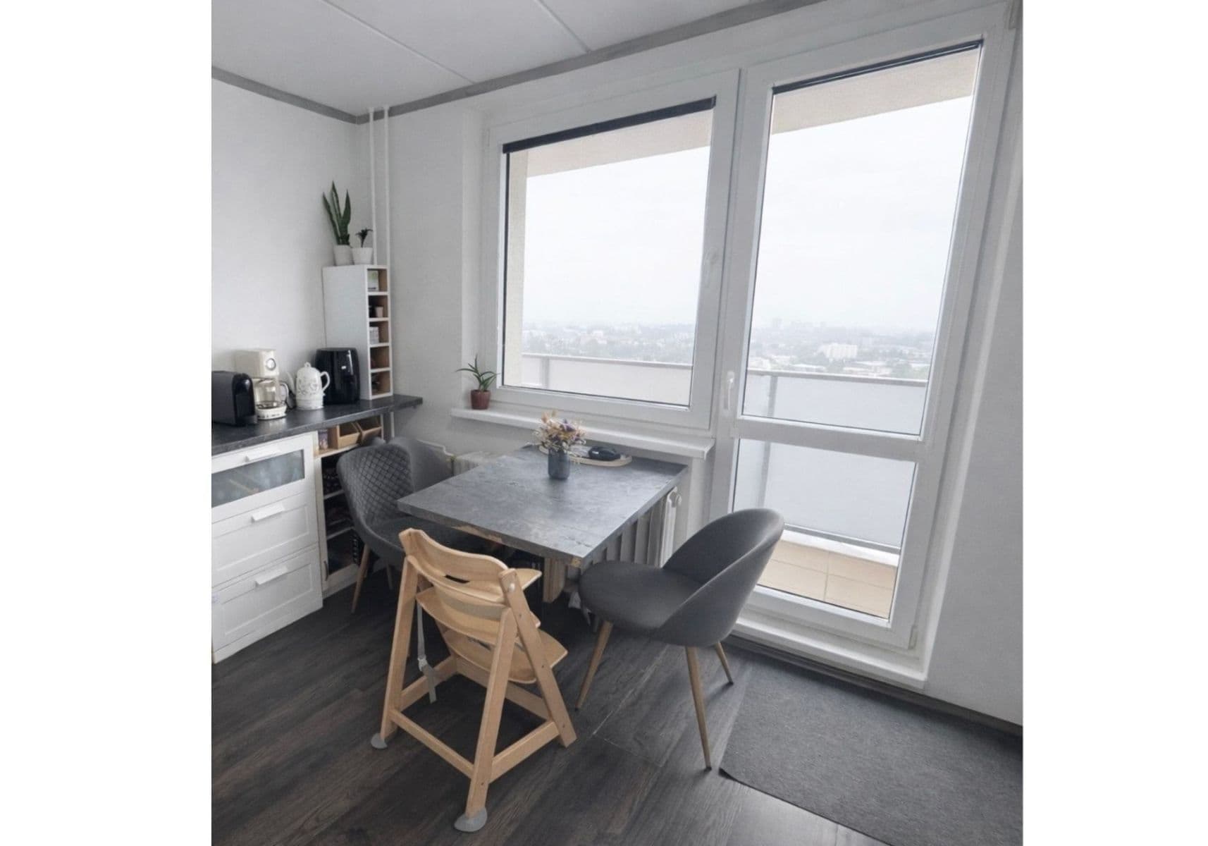 Prenájom bytu 1-izbový 42 m², Politických vězňů, Olomouc, Olomoucký kraj Prenájom bytu 1-izbový 42 m², Politických vězňů, Olomouc, Olomoucký kraj