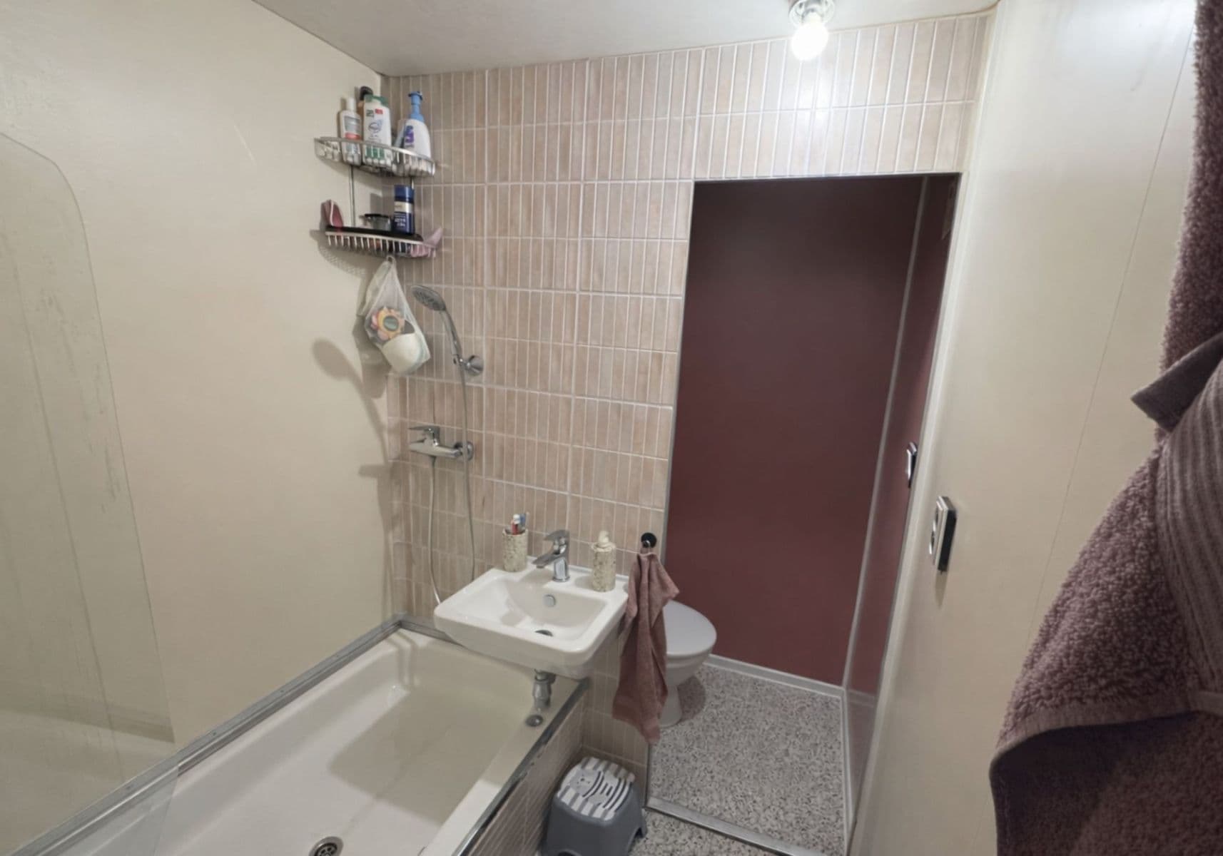 Prenájom bytu 1-izbový 42 m², Politických vězňů, Olomouc, Olomoucký kraj Prenájom bytu 1-izbový 42 m², Politických vězňů, Olomouc, Olomoucký kraj