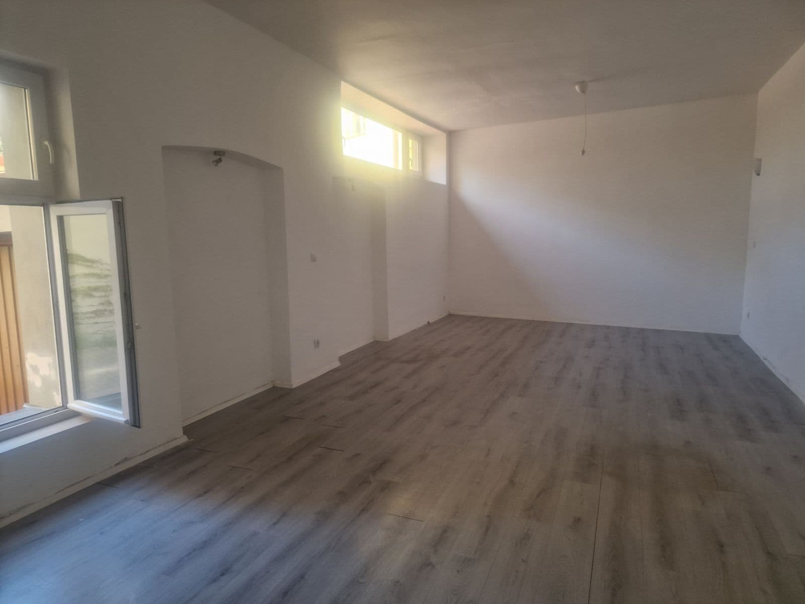 Prenájom nebytového priestoru 63 m², Nuselská, Praha, Praha Prenájom nebytového priestoru 63 m², Nuselská, Praha, Praha