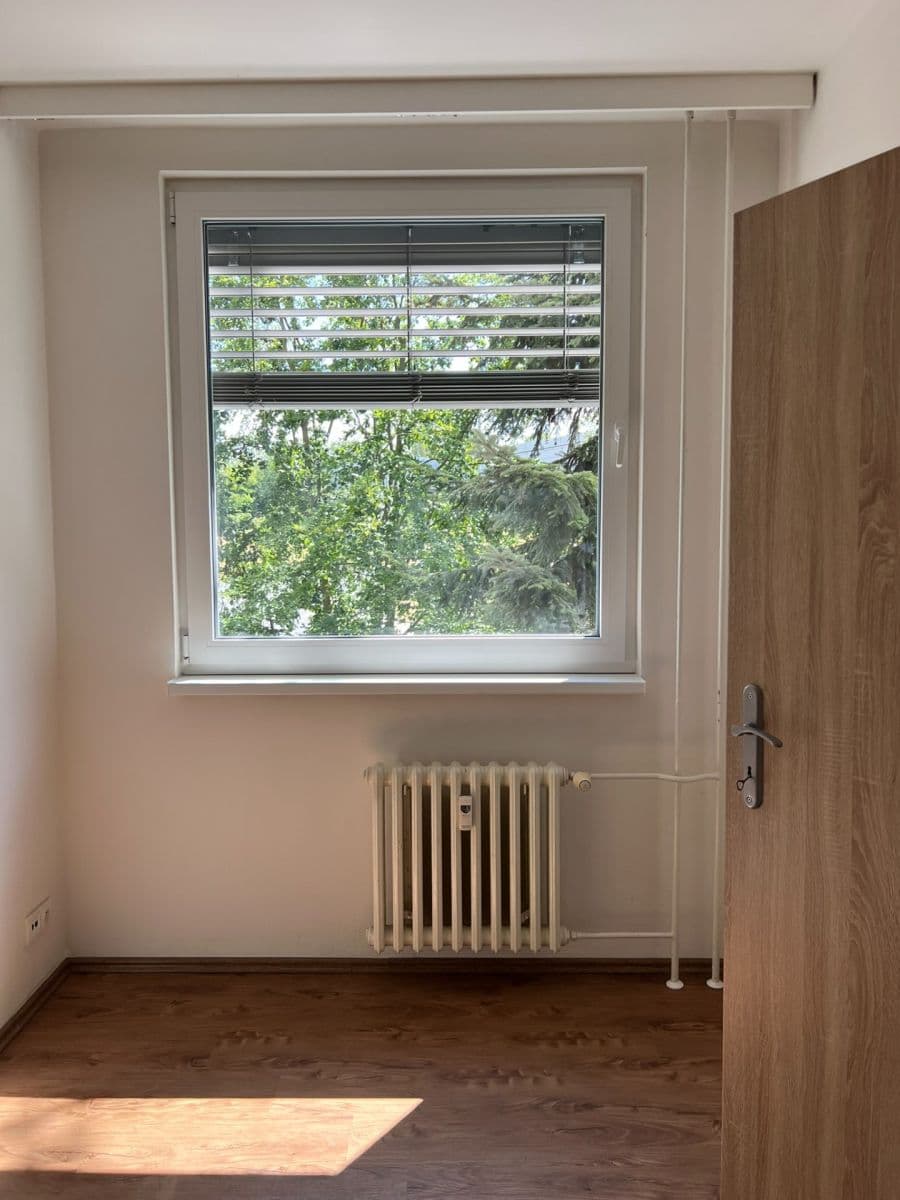 Prenájom bytu 2-izbový 43 m², Slavínského, Praha, Praha Prenájom bytu 2-izbový 43 m², Slavínského, Praha, Praha
