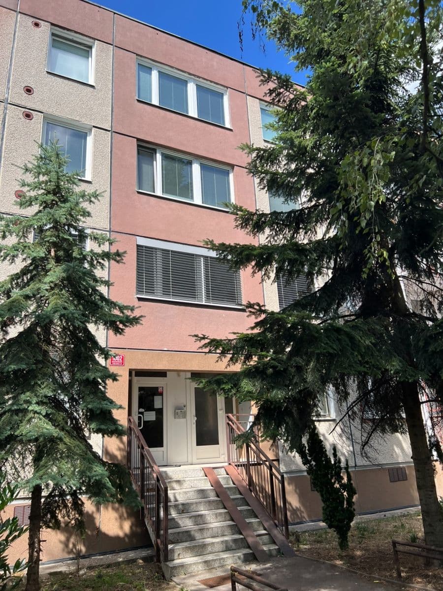 Prenájom bytu 2-izbový 43 m², Slavínského, Praha, Praha Prenájom bytu 2-izbový 43 m², Slavínského, Praha, Praha