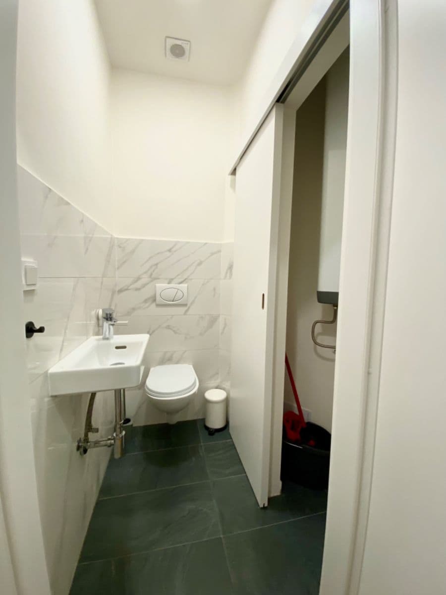 Prenájom bytu 2-izbový 50 m², Holečkova, Praha, Praha Prenájom bytu 2-izbový 50 m², Holečkova, Praha, Praha