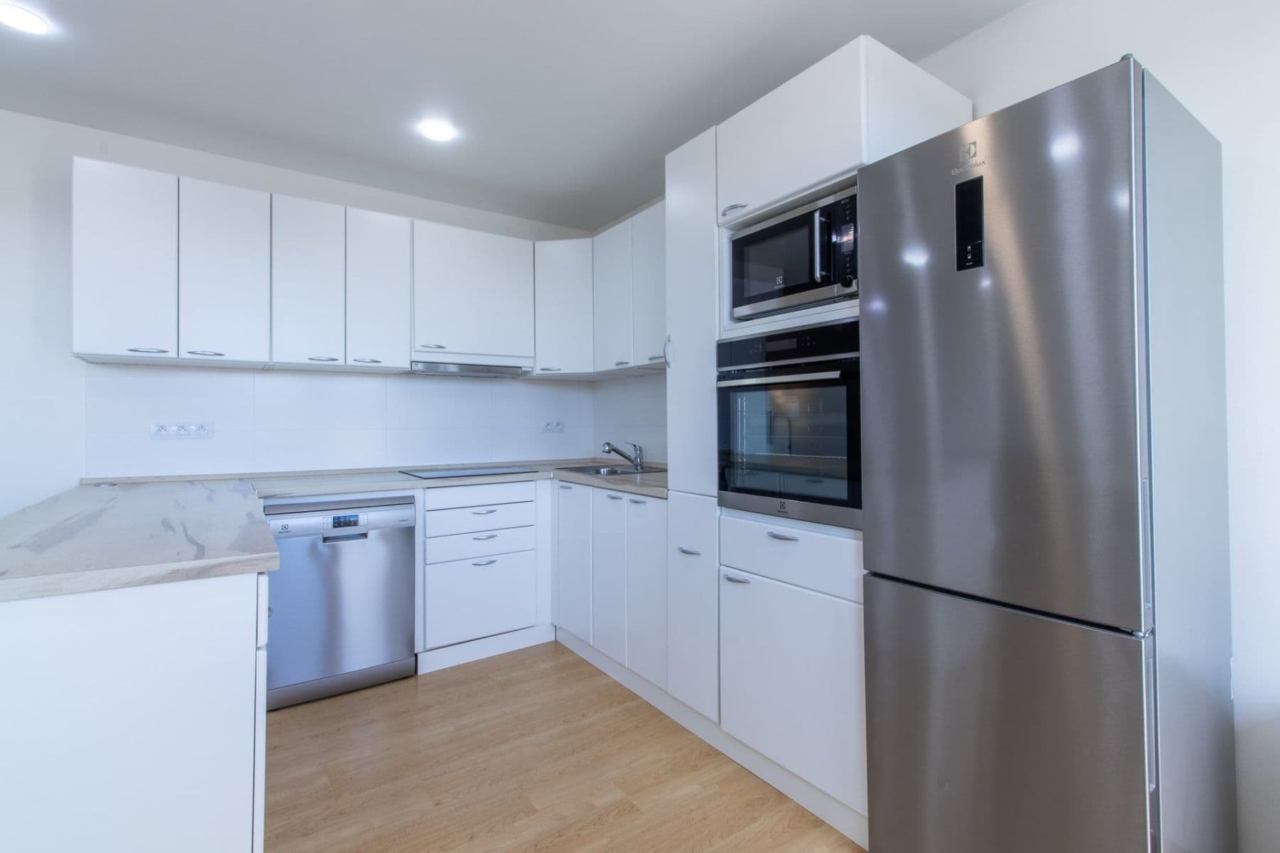 Prenájom bytu 3-izbový 68 m², Jaselská, Mnichovo Hradiště, Středočeský kraj Prenájom bytu 3-izbový 68 m², Jaselská, Mnichovo Hradiště, Středočeský kraj