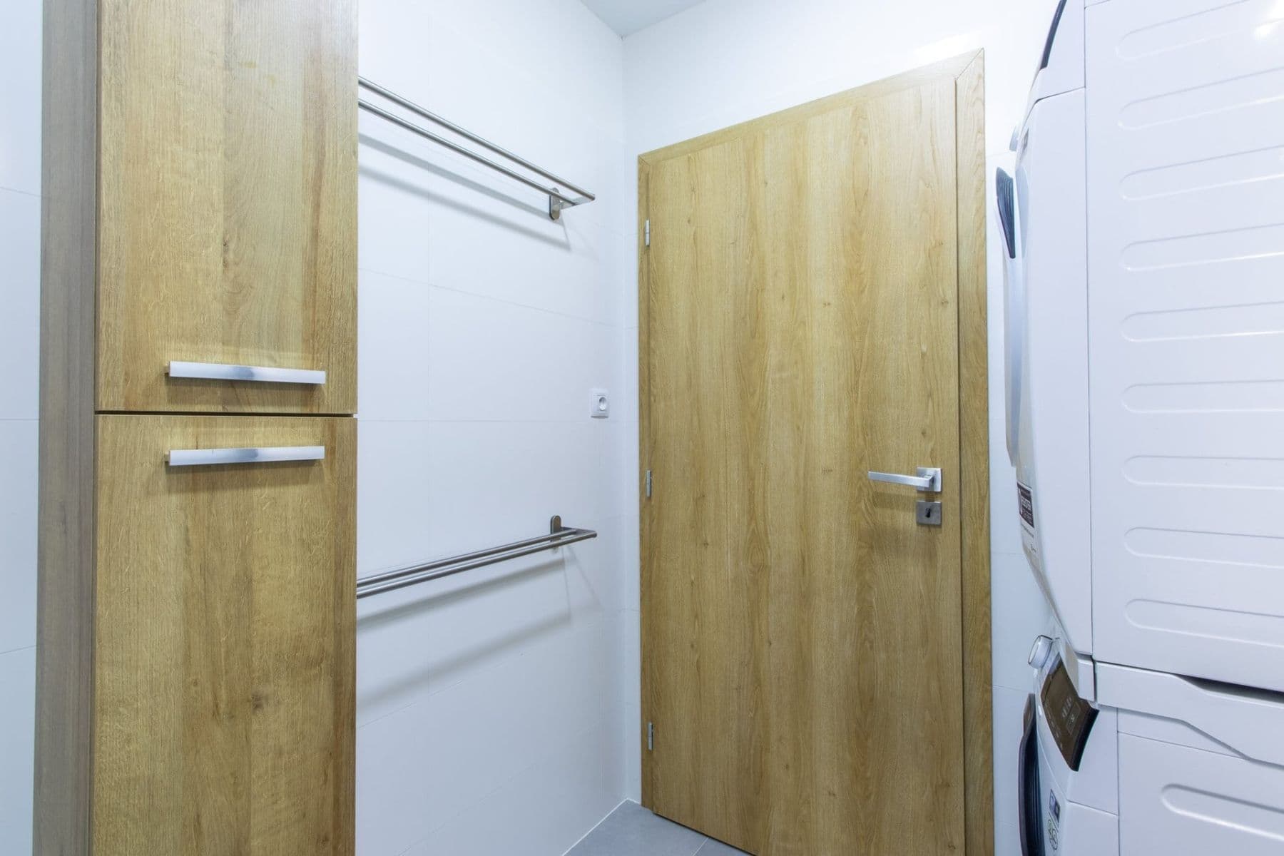 Prenájom bytu 3-izbový 68 m², Jaselská, Mnichovo Hradiště, Středočeský kraj Prenájom bytu 3-izbový 68 m², Jaselská, Mnichovo Hradiště, Středočeský kraj