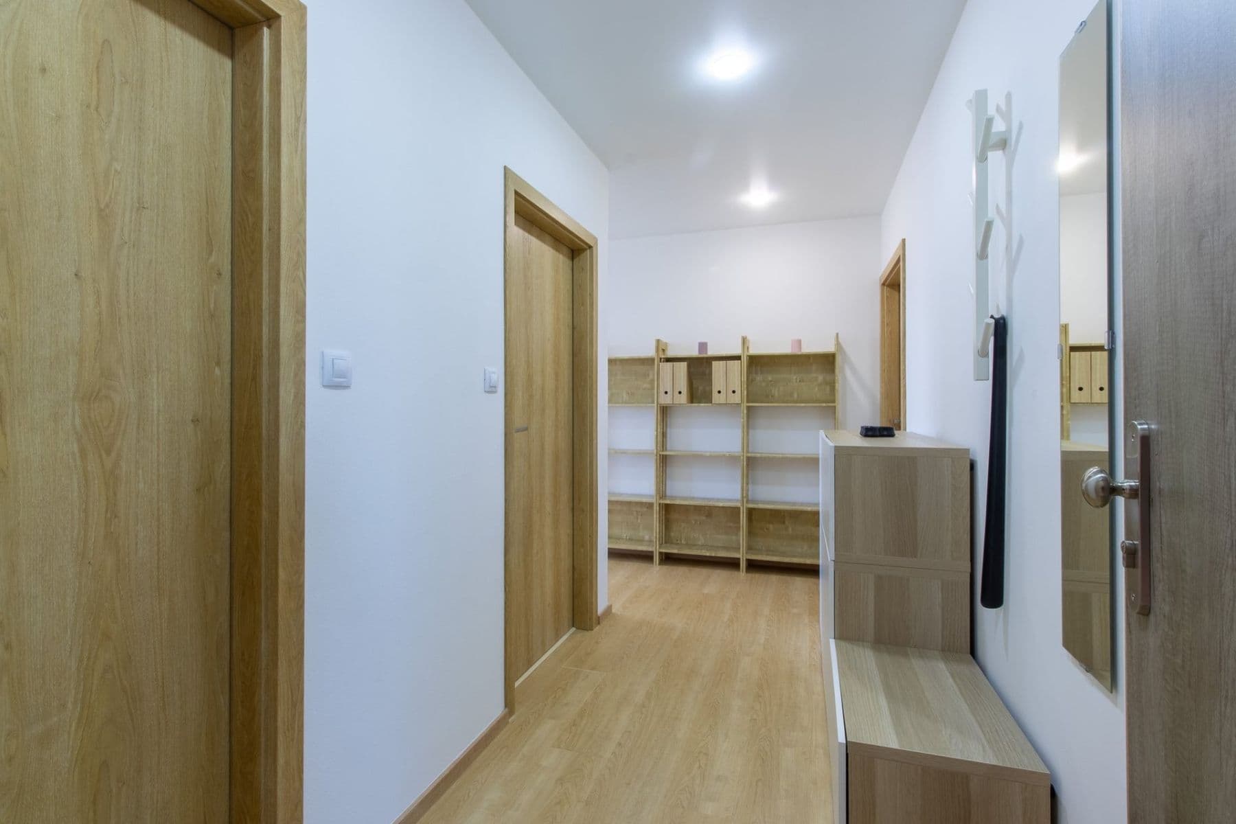 Prenájom bytu 3-izbový 68 m², Jaselská, Mnichovo Hradiště, Středočeský kraj Prenájom bytu 3-izbový 68 m², Jaselská, Mnichovo Hradiště, Středočeský kraj