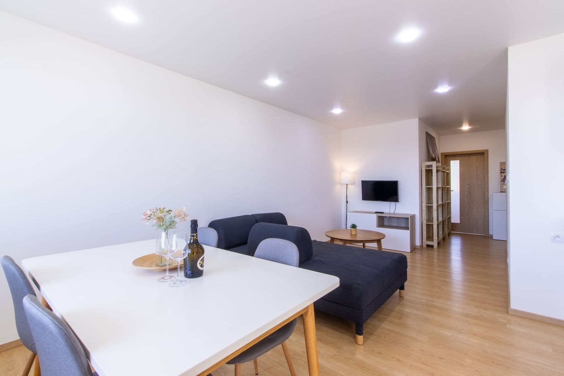 Prenájom bytu 3-izbový 68 m², Jaselská, Mnichovo Hradiště, Středočeský kraj Prenájom bytu 3-izbový 68 m², Jaselská, Mnichovo Hradiště, Středočeský kraj