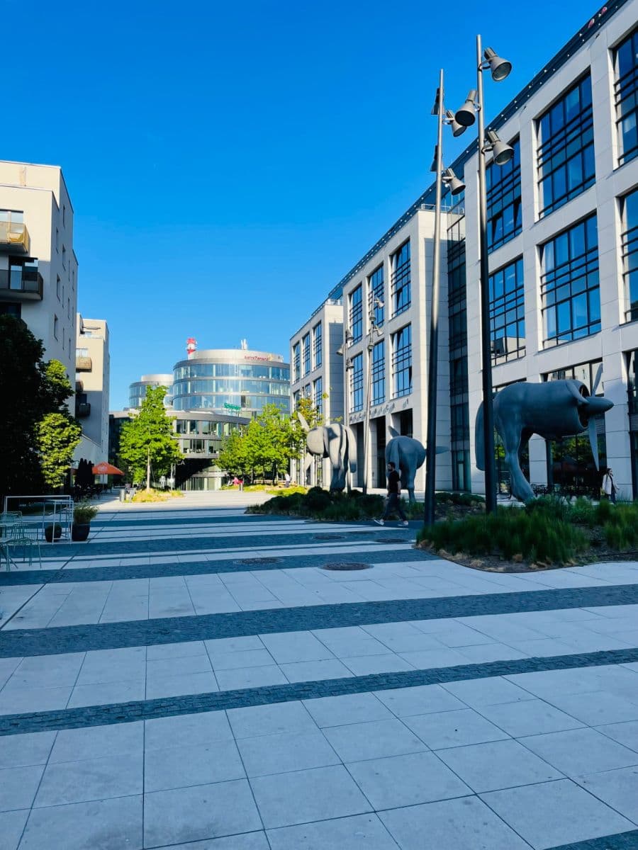 Prenájom bytu 4-izbový 99 m², Praha, Praha Prenájom bytu 4-izbový 99 m², Praha, Praha