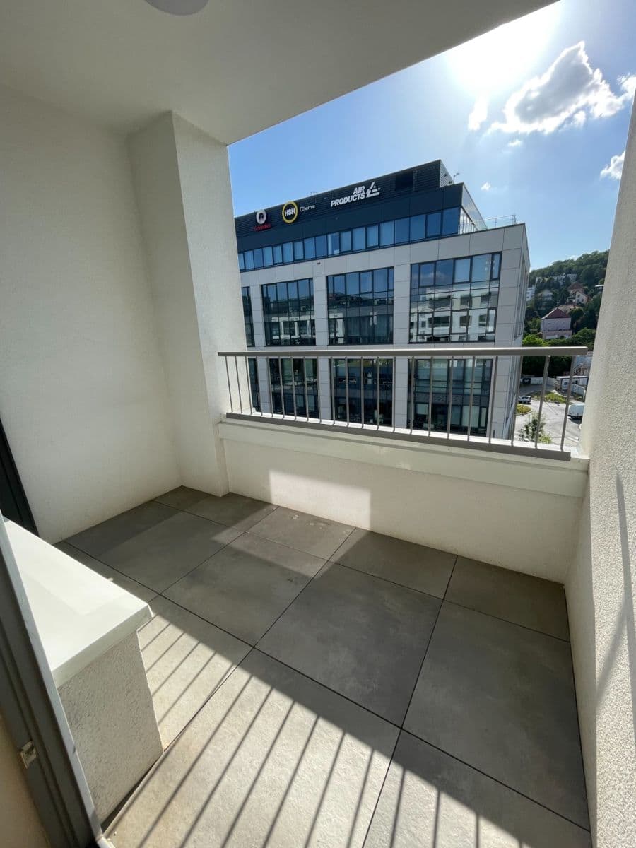 Prenájom bytu 4-izbový 99 m², Praha, Praha Prenájom bytu 4-izbový 99 m², Praha, Praha
