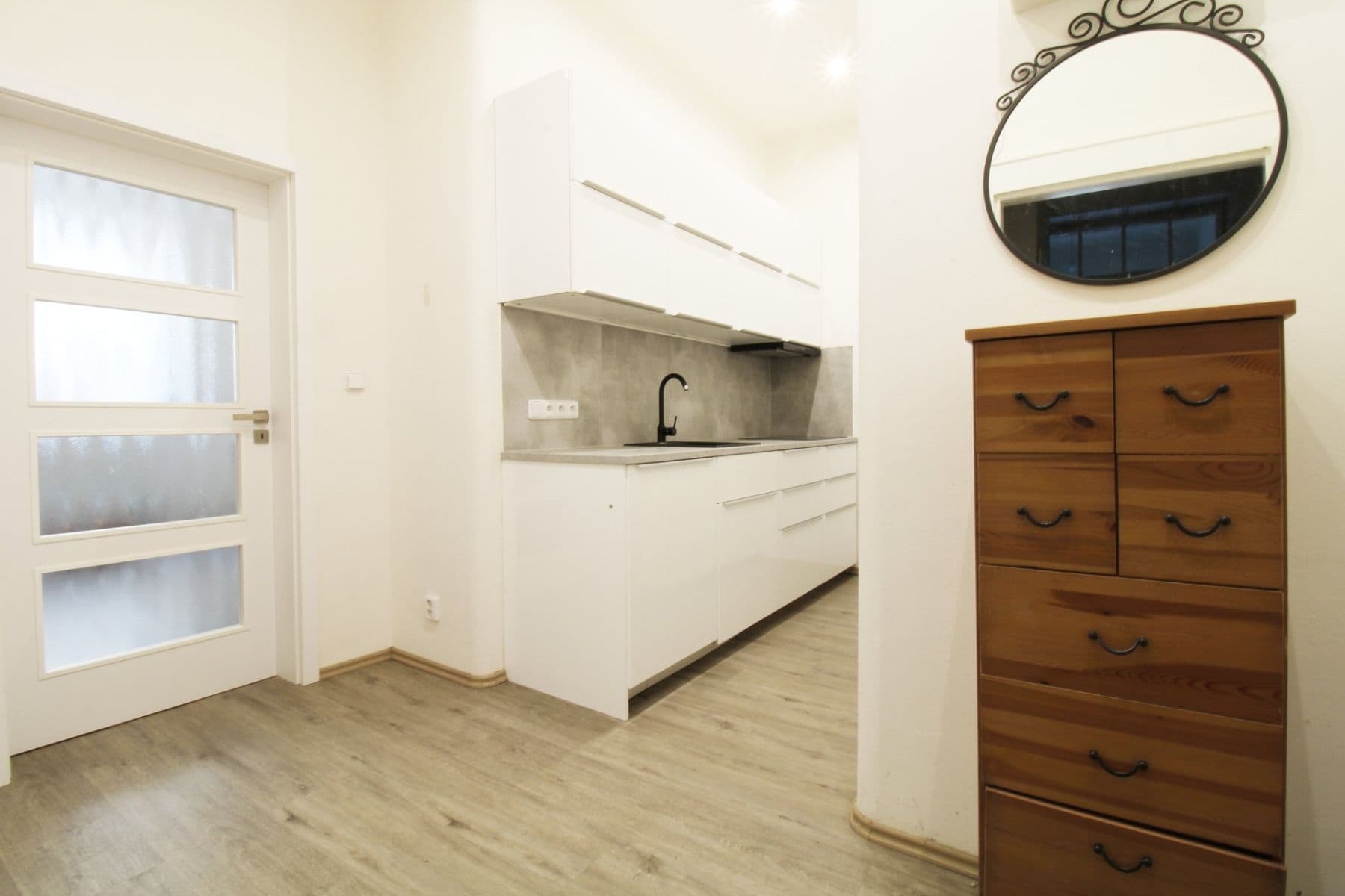 Prenájom bytu 2-izbový 51 m², Podolská, Praha, Praha Prenájom bytu 2-izbový 51 m², Podolská, Praha, Praha